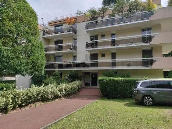 Appartement à louer, 69m², Clamart