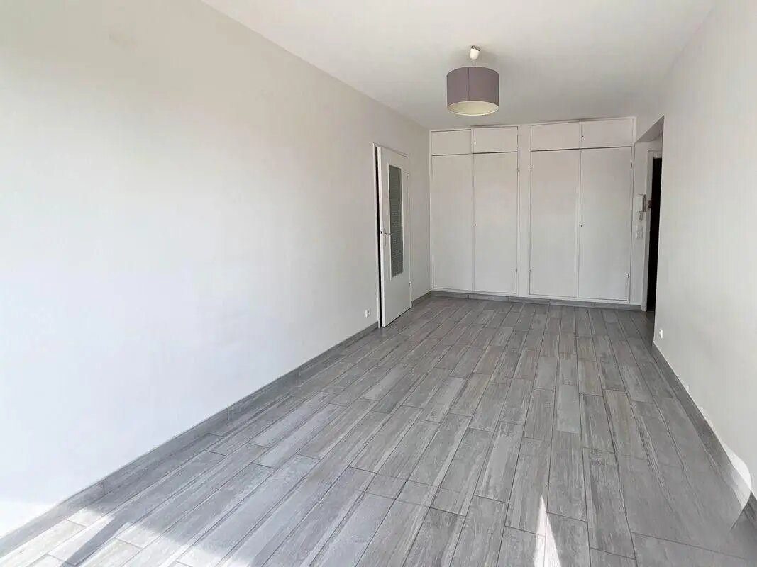 Appartement à louer, 43m², Puteaux