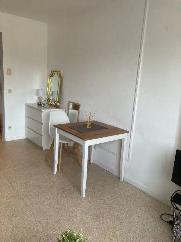 Appartement à louer, 19m², Nantes