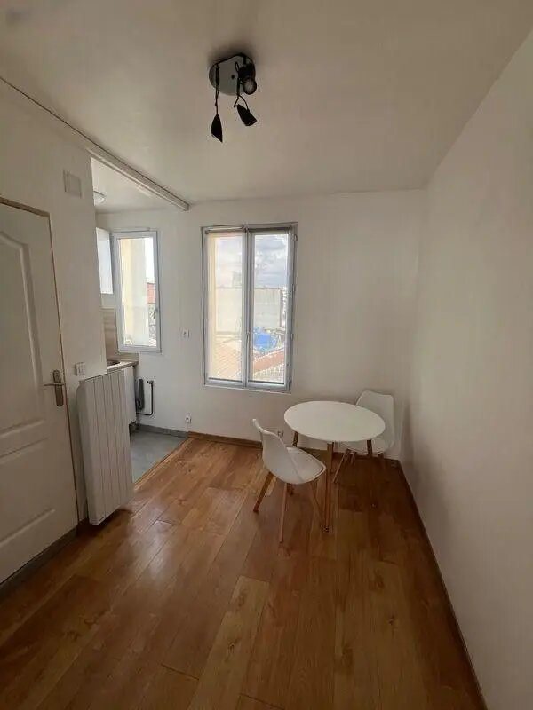 Appartement à louer, 25m², Ivry-sur-Seine