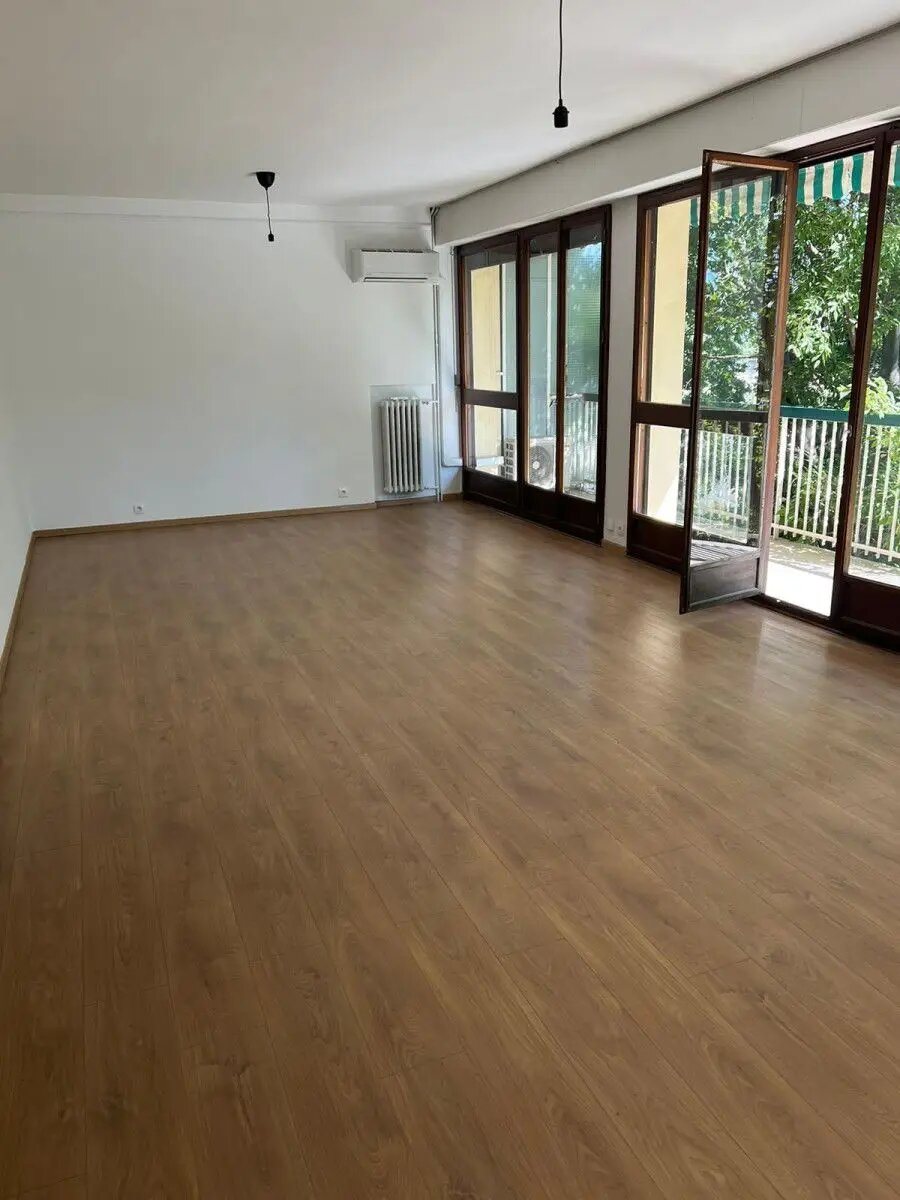Appartement à louer, 99m², Marseille 12ème