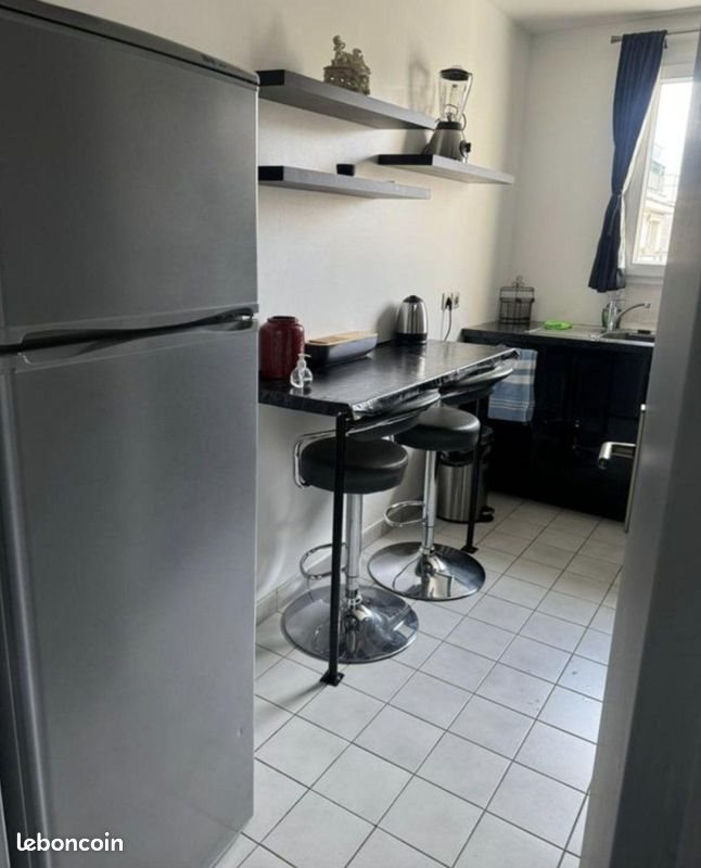 Appartement à louer, 48m², Suresnes