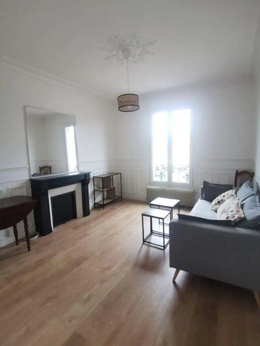 Appartement à louer, 43m², Vanves
