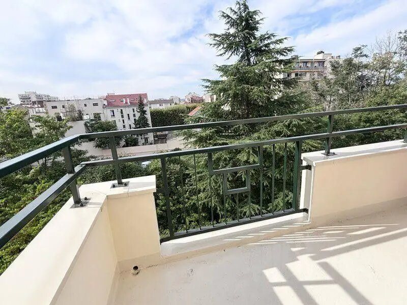 Appartement à louer, 35m², Courbevoie