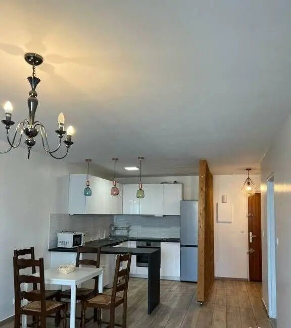 Appartement à louer, 52m², Courbevoie