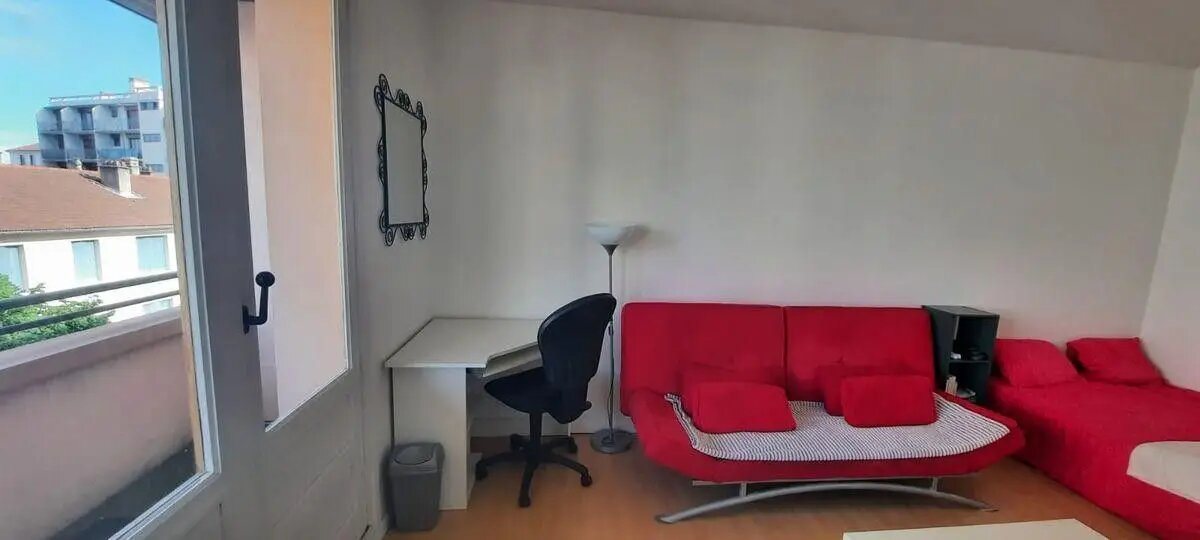 Appartement à louer, 28m², Lyon 8ème