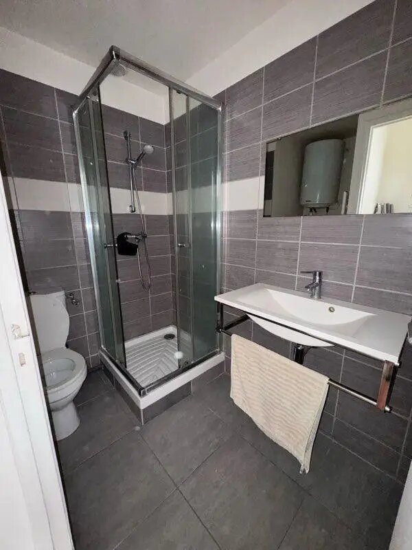 Appartement à louer, 25m², Marseille 7ème