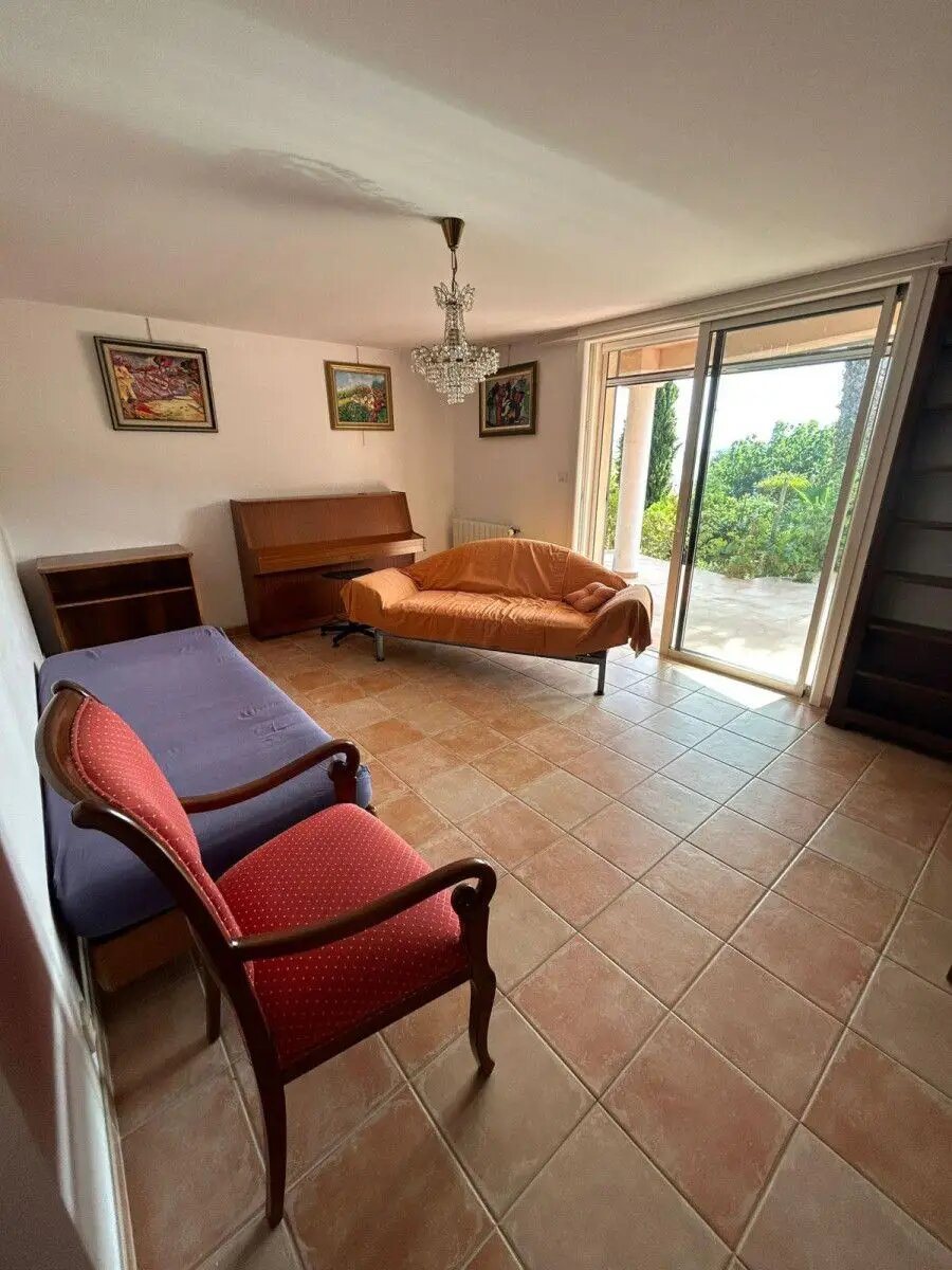 Maison à louer, 100m², Carqueiranne
