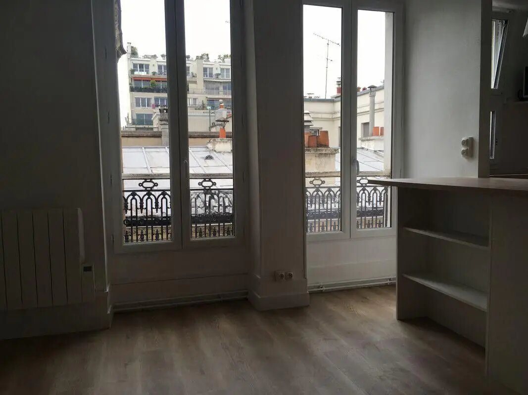 Appartement à louer, 26m², Paris 18ème