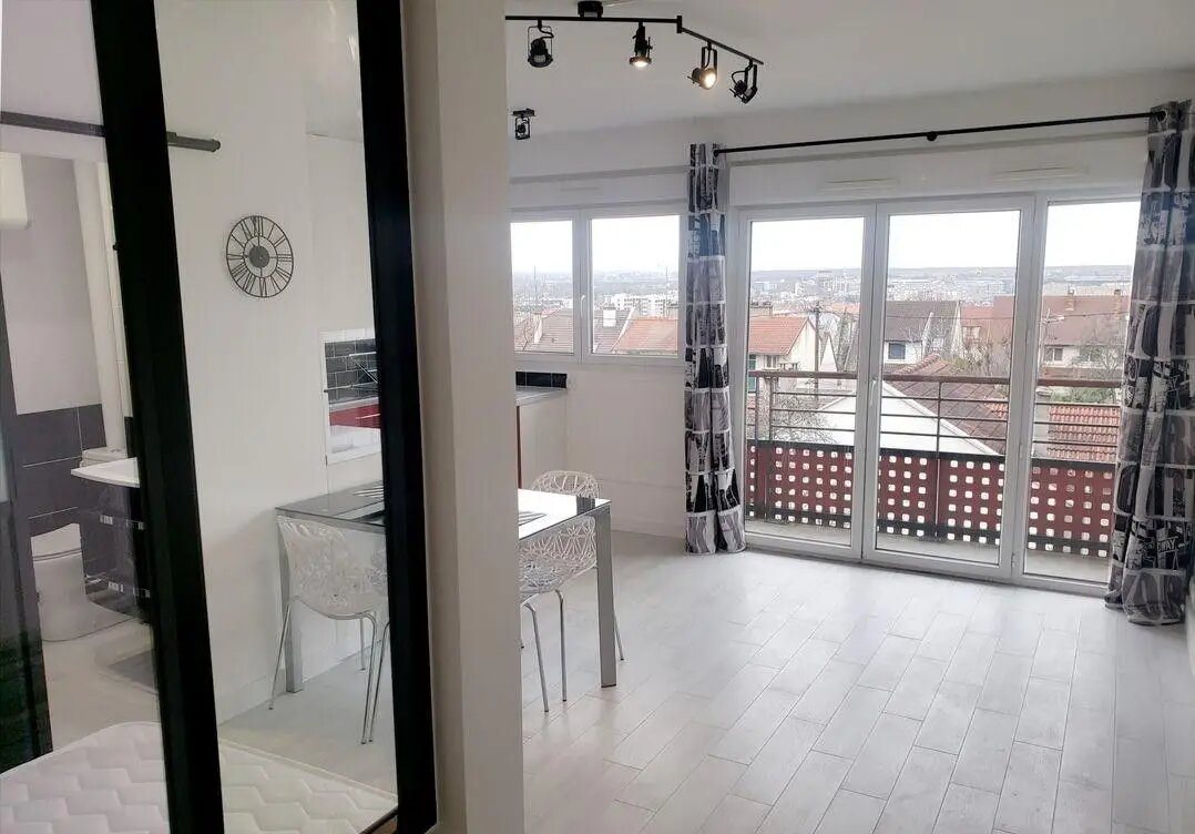 Appartement à louer, 27m², Rueil-Malmaison
