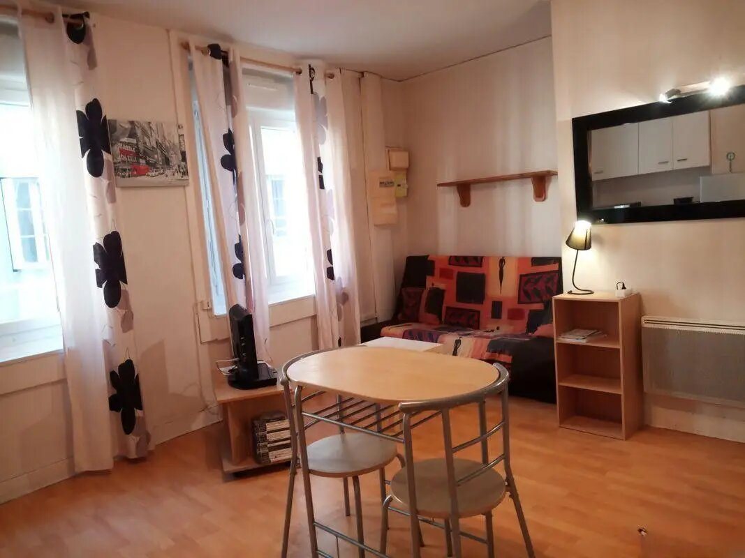 Appartement à louer, 26m², Saint-Etienne