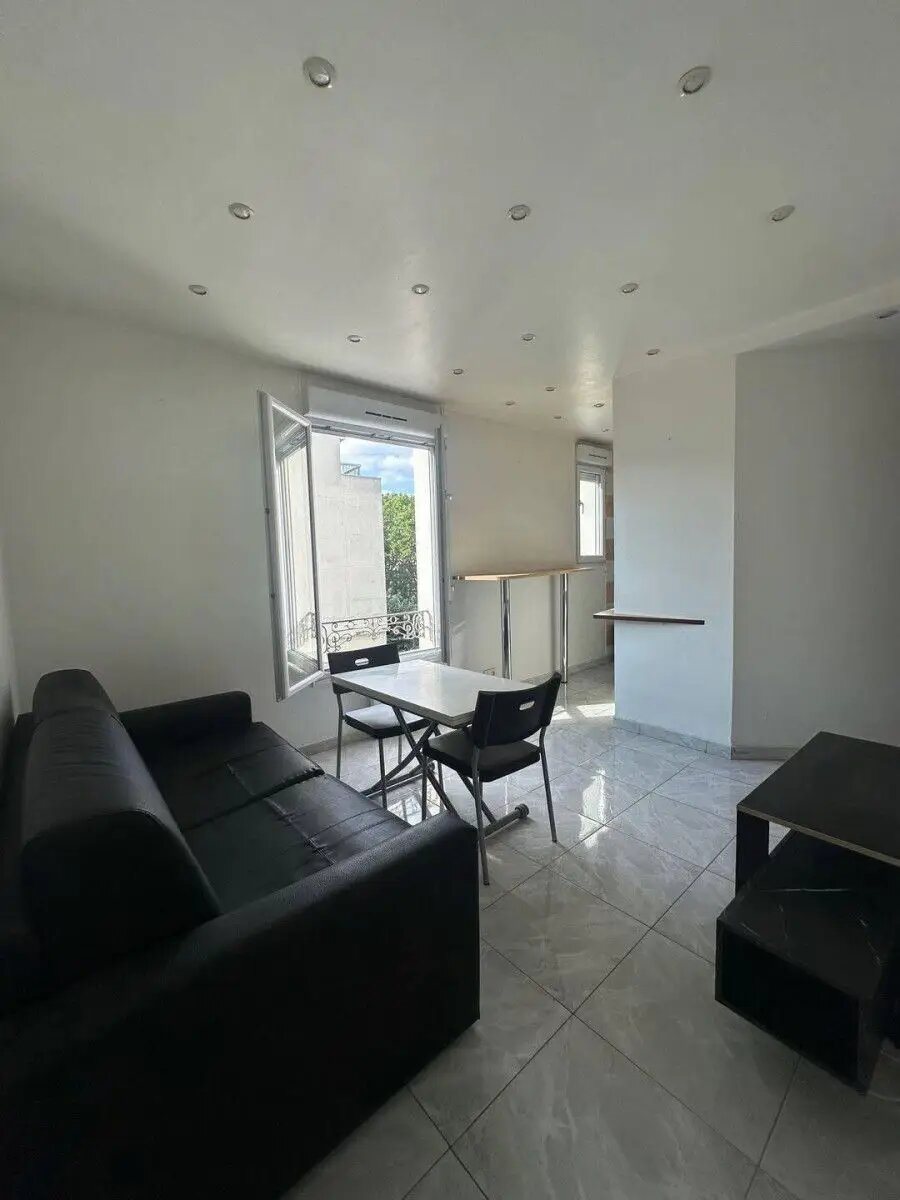 Appartement à louer, 37m², Courbevoie