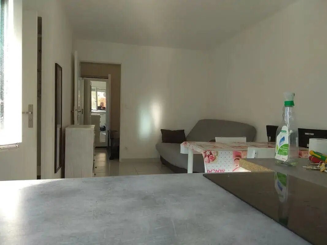 Appartement à louer, 29m², Marseille 15ème