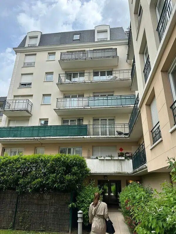 Appartement à louer, 40m², Courbevoie