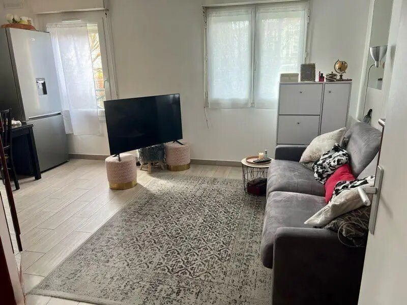 Appartement à louer, 25m², Houilles