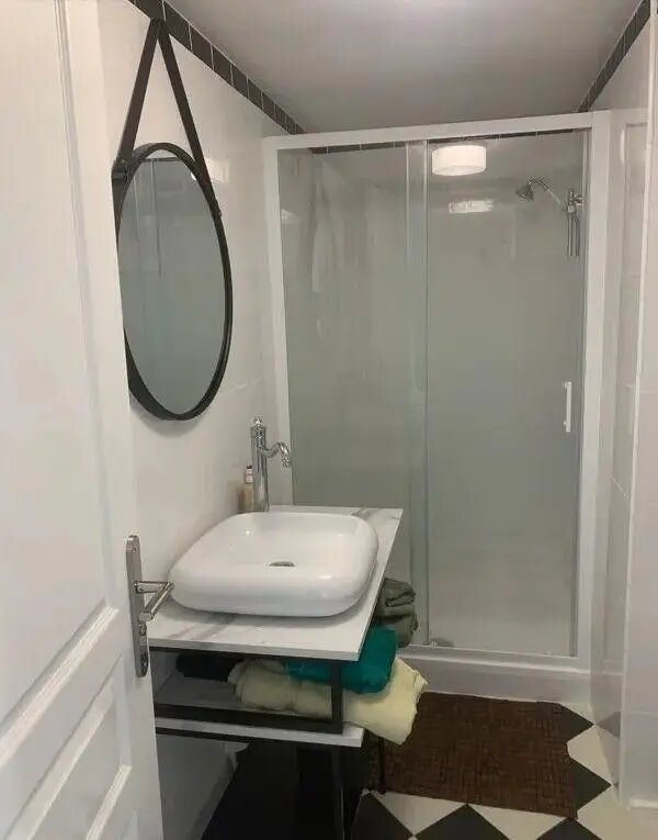 Appartement à louer, 45m², Marseille 7ème