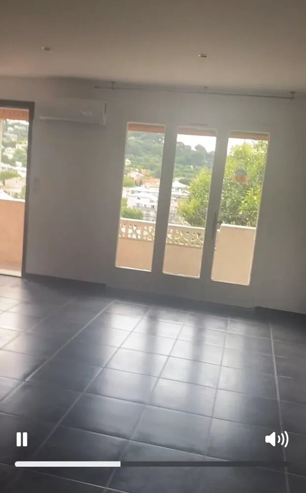 Appartement à louer, 75m², Ollioules