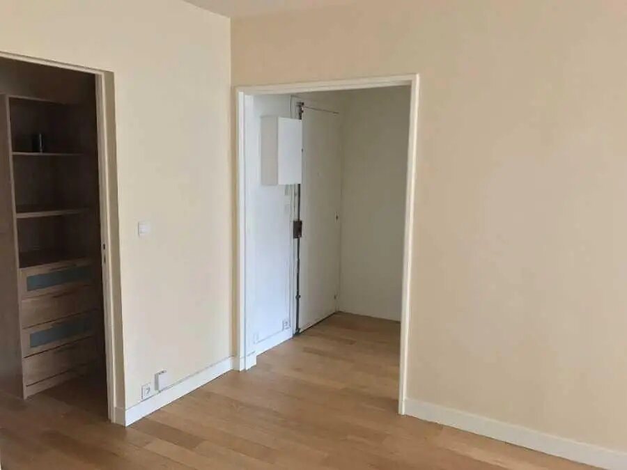 Appartement à louer, 46m², Paris 19ème