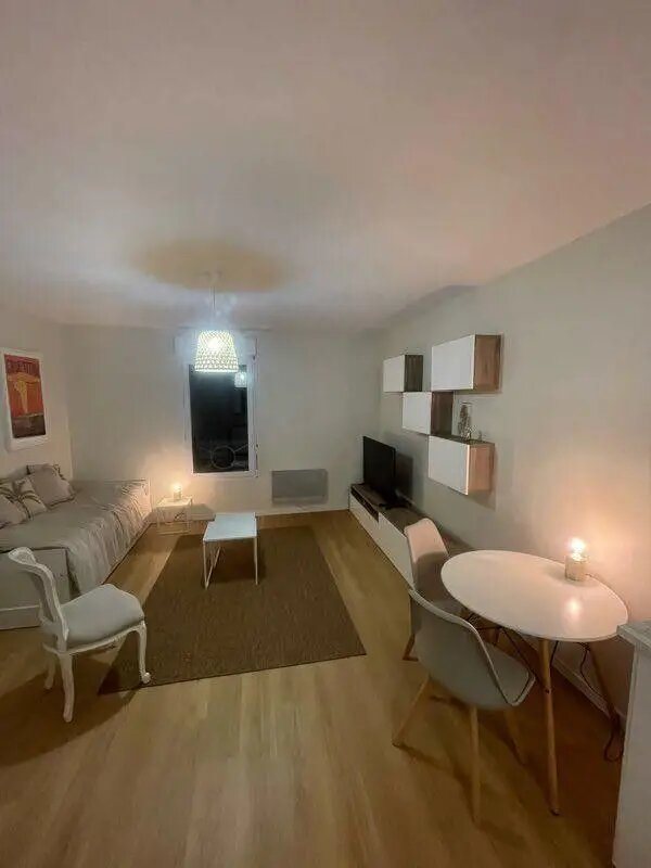 Appartement à louer, 25m², Nantes