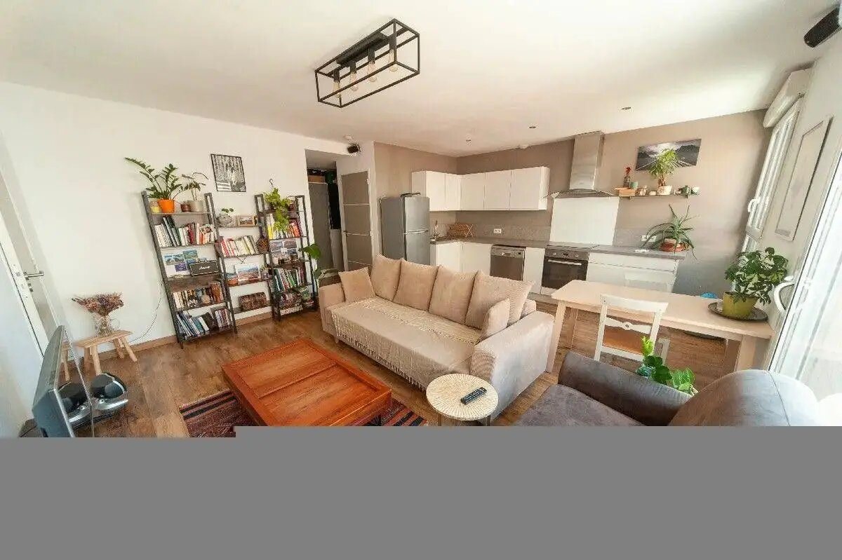 Appartement à louer, 46m², Marseille 8ème
