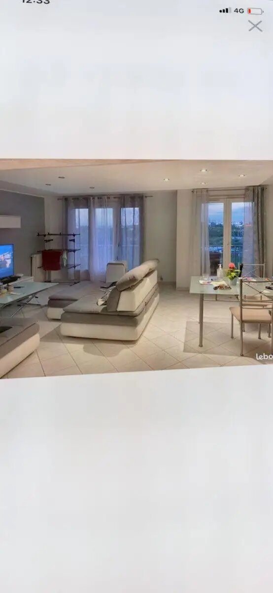 Appartement à louer, 81m², Vénissieux