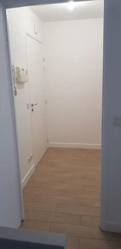 Appartement à louer, 25m², Courbevoie