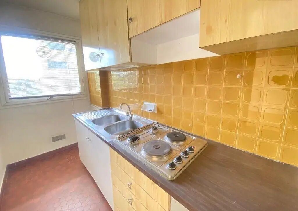 Appartement à louer, 27m², Suresnes