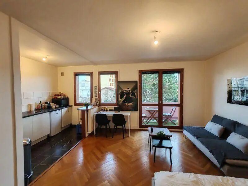 Appartement à louer, 32m², Bron