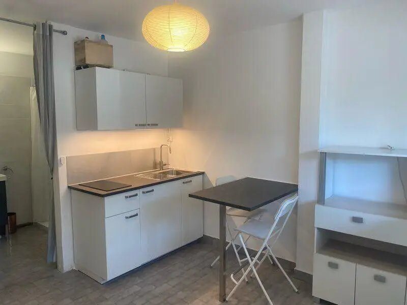 Appartement à louer, 16m², Toulon