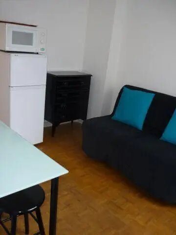 Appartement à louer, 12m², Paris 17ème