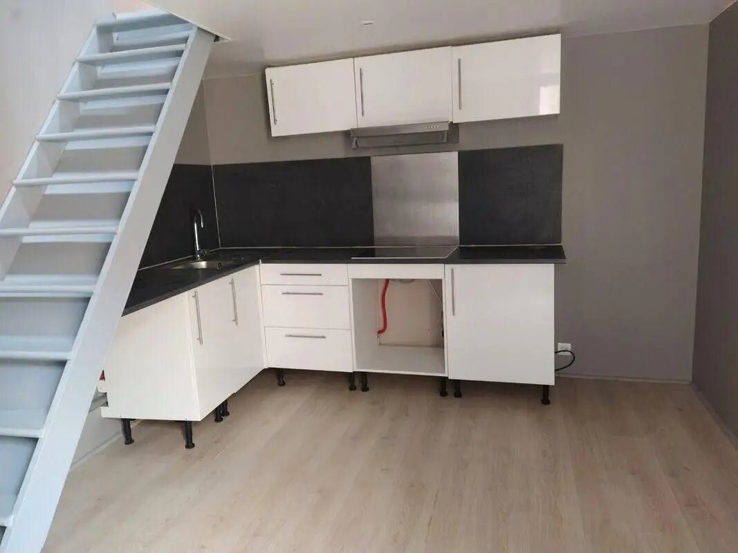 Appartement à louer, 31m², Suresnes