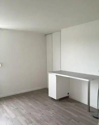 Appartement à louer, 18m², Chaville