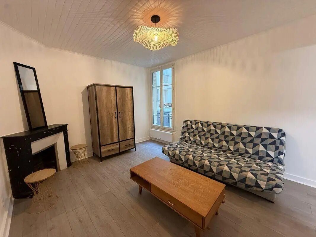 Appartement à louer, 28m², Courbevoie