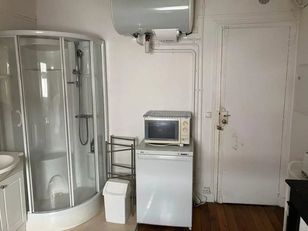 Appartement à louer, 13m², Paris 17ème