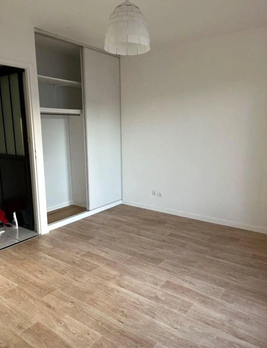 Appartement à louer, 44m², Pessac