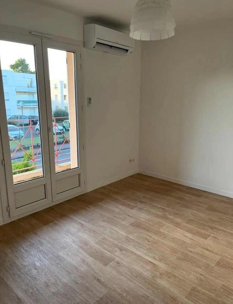 Appartement à louer, 44m², Pessac