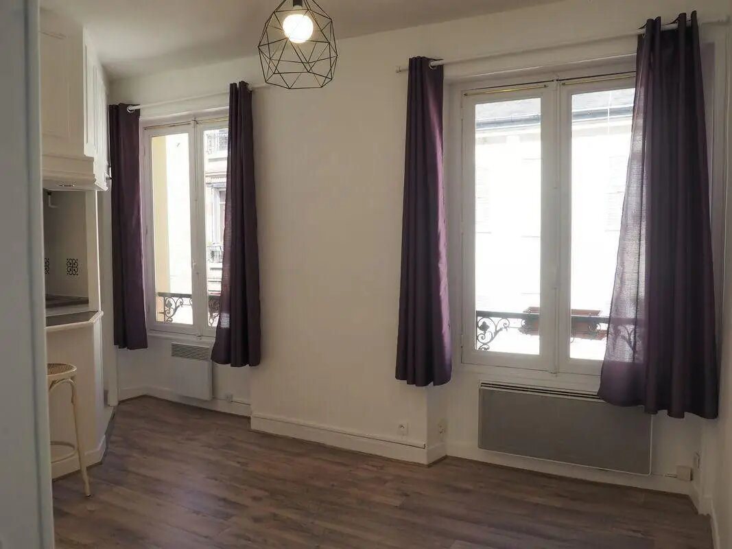 Appartement à louer, 27m², Versailles