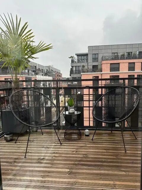 Appartement à louer, 70m², Courbevoie