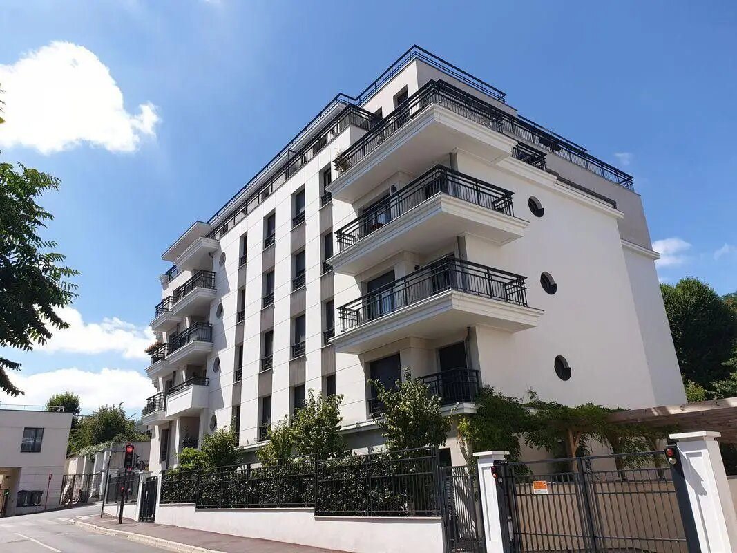 Appartement à louer, 30m², Suresnes