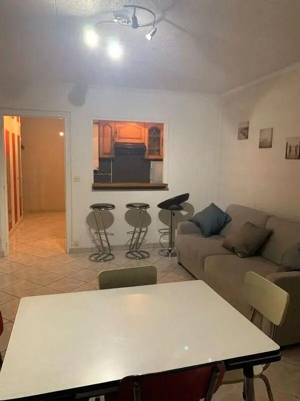 Appartement à louer, 33m², Romainville