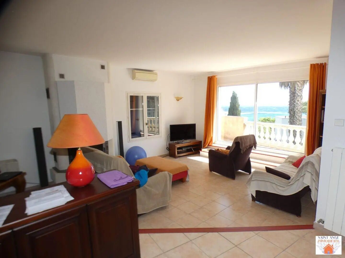 Maison à louer, 200m², Carqueiranne