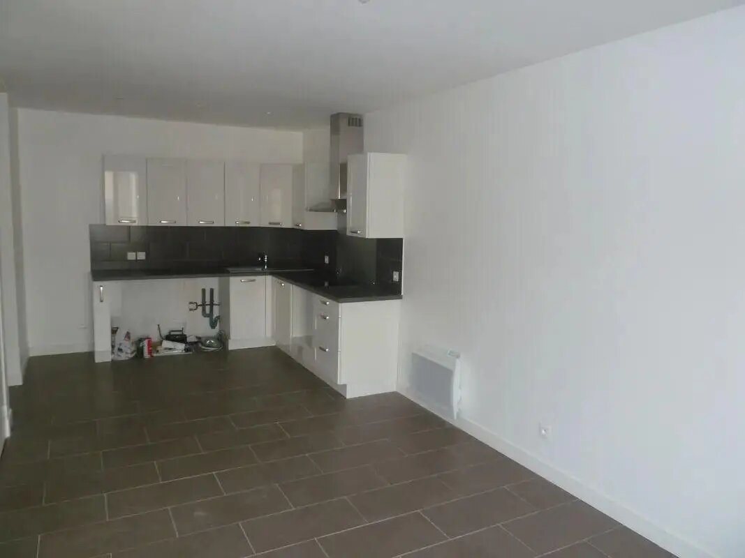 Appartement à louer, 74m², Nanterre