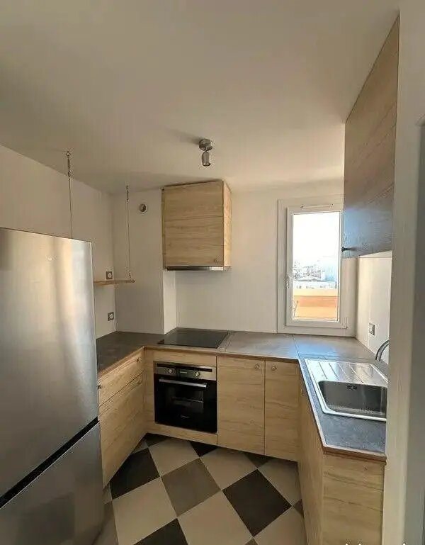 Appartement à louer, 28m², Marseille 5ème