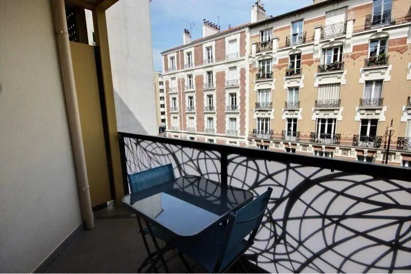 Appartement à louer, 16m², Courbevoie
