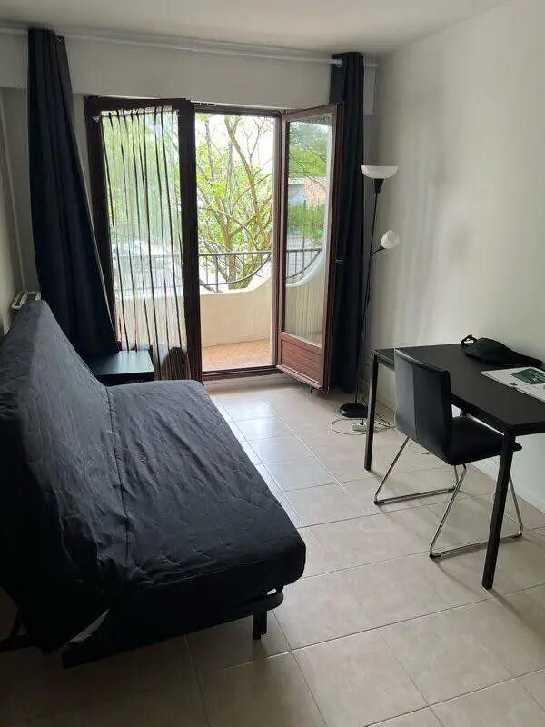 Appartement à louer, 18m², Cergy
