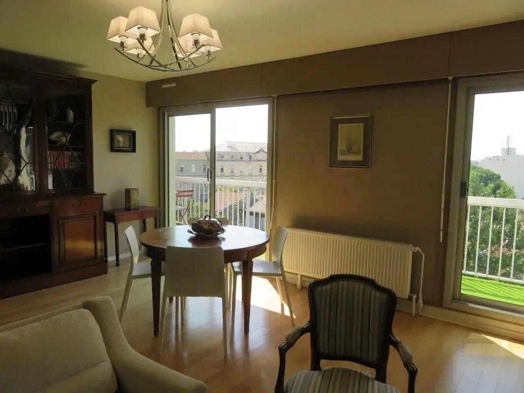 Appartement à louer, 62m², Bordeaux