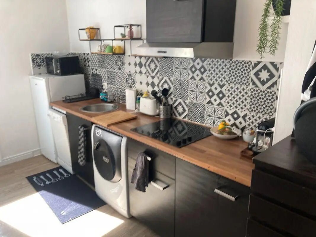 Appartement à louer, 27m², Marseille 7ème