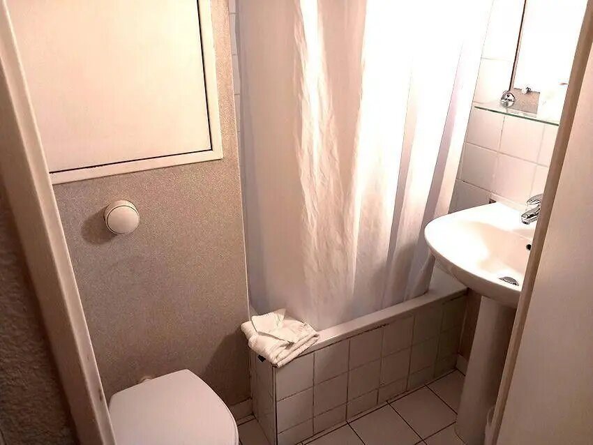 Appartement à louer, 18m², Courbevoie