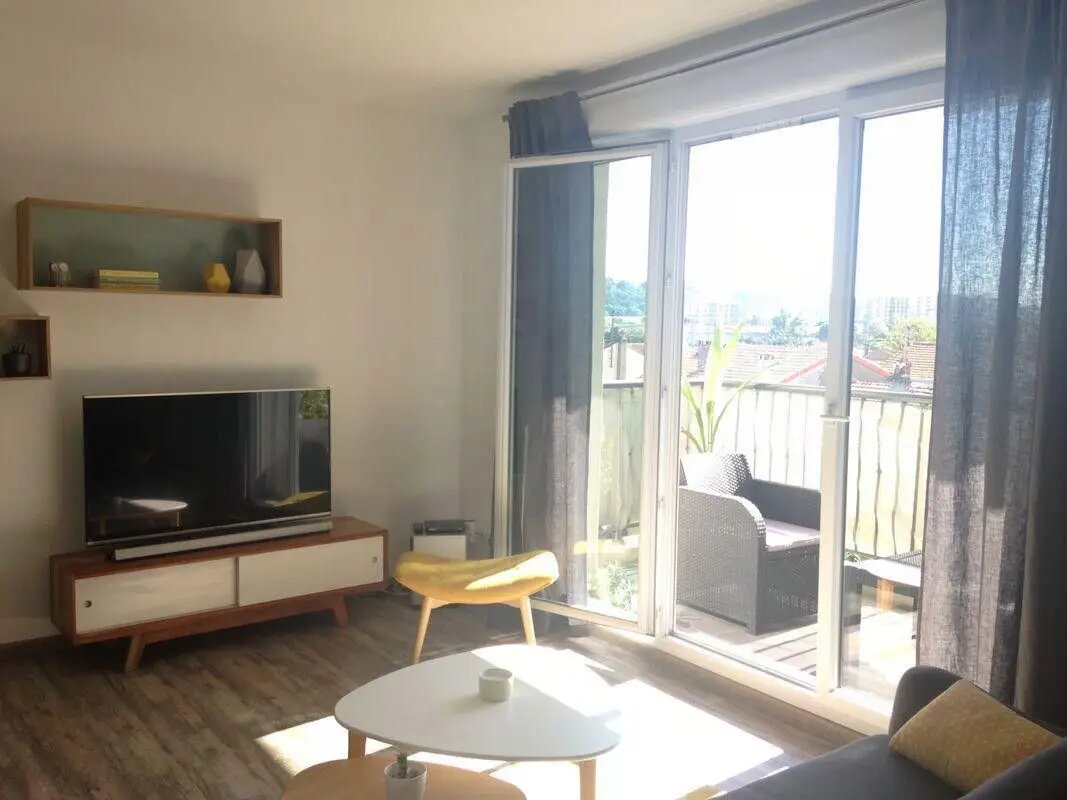 Appartement à louer, 66m², Bordeaux