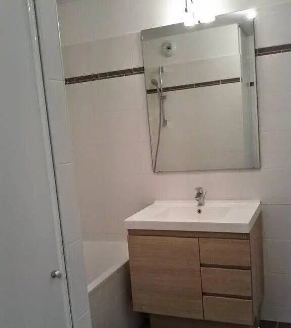 Appartement à louer, 53m², Suresnes